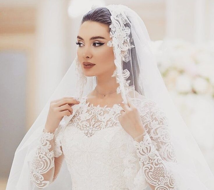 تور لباس عروس برای جشن عروسی