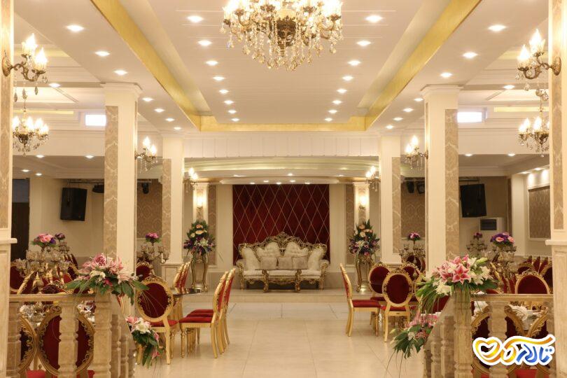 تالار قصر بابابزرگ (میدان امام حسین)