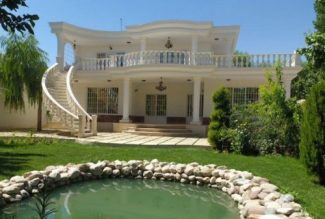 فضای باز باغ عمارت عکاسی درخشان