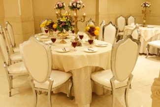 تالار پذیرایی قصر گلها