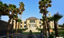 عمارت فاخر احمدآباد مستوفی