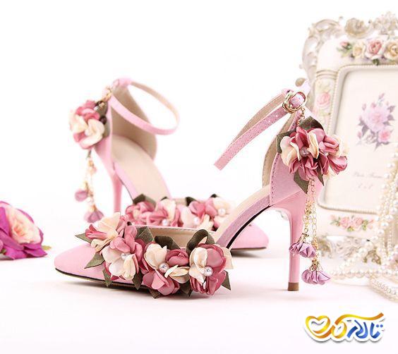 کفش عروس طرح دار