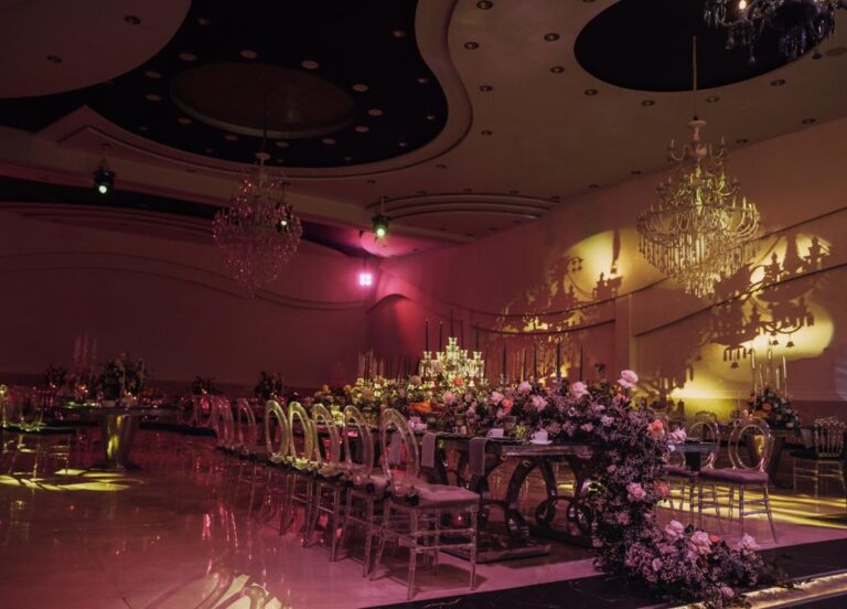 لیست قیمت و تخفیفات باغ عمارت نیاوران جاجرود