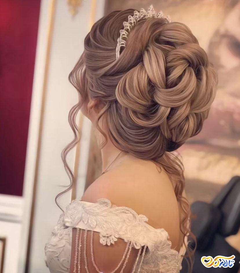 شنیون بسته عروس