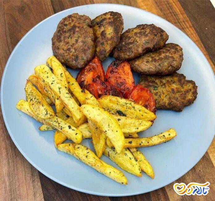 کتلت و سیب زمینی سرخ کرده